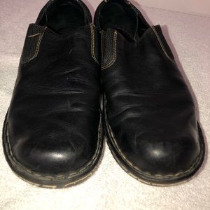 Born slip on loafers. Sz 7.5. Black